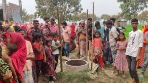 শিবগঞ্জে টয়লেটের ট্যাংকে গৃহবধূর লাশ, আটক স্বামী