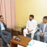 বস্ত্র ও পাট মন্ত্রণালয়ের প্রতিমন্ত্রীর সাথে রাসিক প্রশাসকের সৌজন্য সাক্ষাৎ