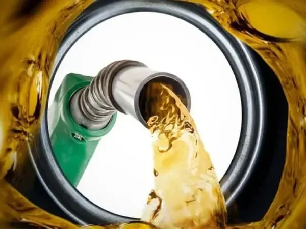 জ্বালানি তেলের জন্য হাহাকার সর্বত্র