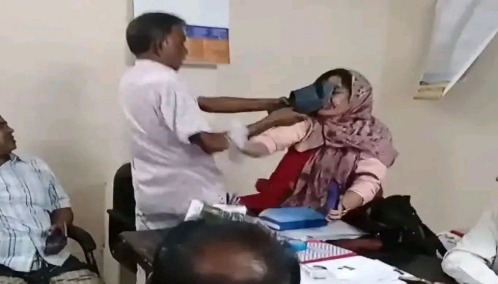 দুর্গাপুরে শিক্ষিকা বনাম বিএনপি নেতার কাণ্ড নেপথ্যে কি?