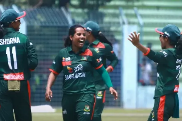 শ্রীলঙ্কাকে ২০৫ রানে আটকে দিলো বাংলাদেশের মেয়েরা