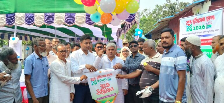 সরকার জনগণের দোরগোড়ায় সেবা পৌঁছে দিতে বদ্ধপরিকর: এমপি মিলন