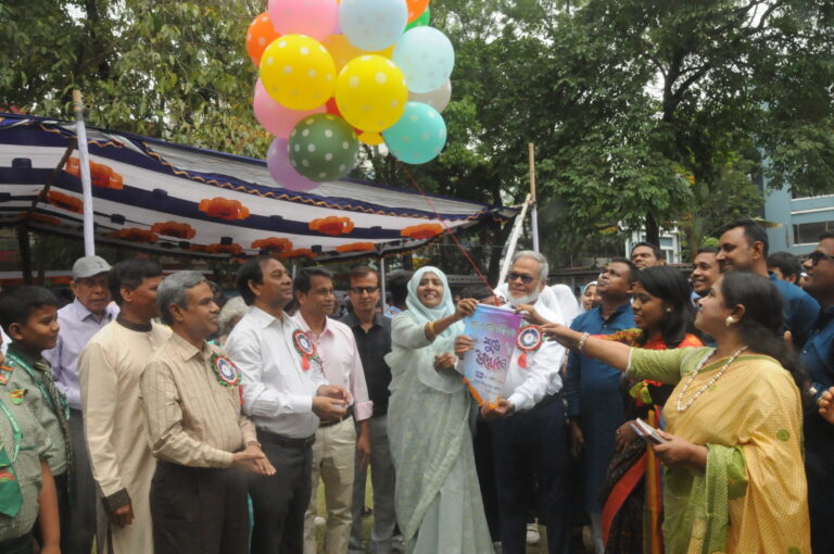 রাজশাহী মাদার বখশ গার্হস্থ্য অর্থনীতি কলেজে বিজ্ঞান ও প্রযুক্তি মেলা
