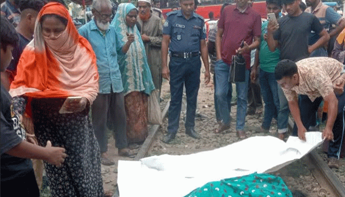নগরীতে ট্রেনের ধাক্কায় নারীর মৃত্যু