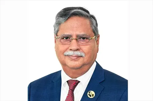 প্রেসিডেন্টের ‘২২ জন সফরসঙ্গী’ নিয়ে প্রশ্ন?