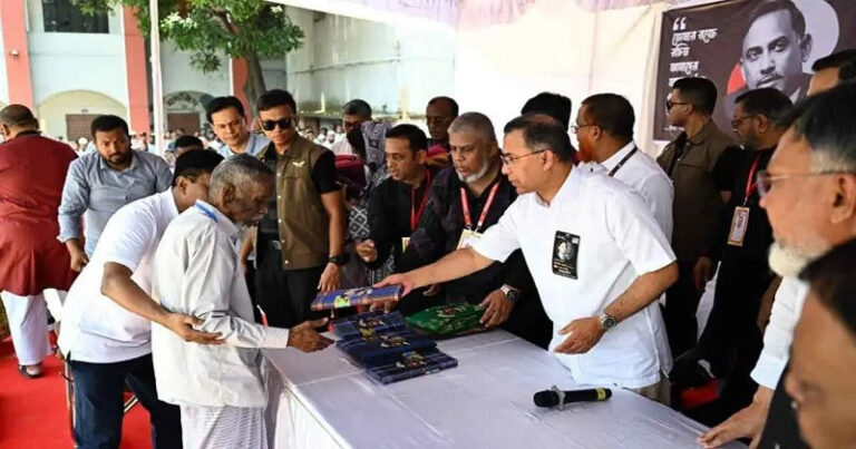 বিএনপির সব ক্ষমতার উৎস হচ্ছে জনগণ: প্রধানমন্ত্রী