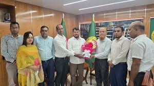 রাসিক প্রশাসকের সাথে জনতা ব্যাংকের  ম্যানেজারের সাক্ষাত