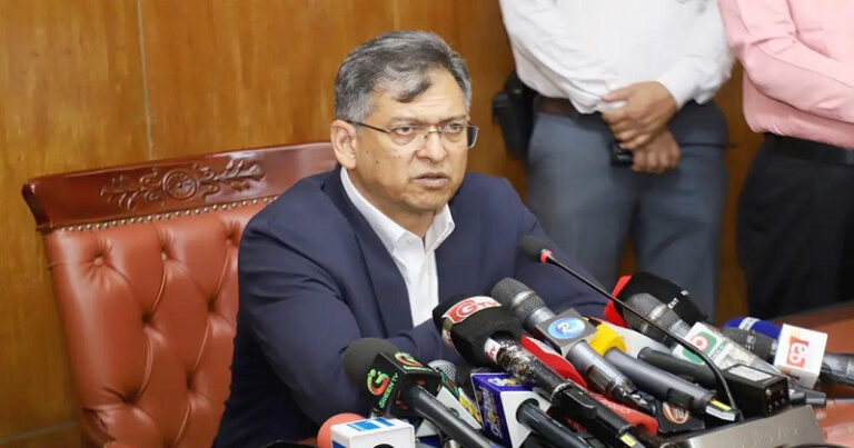 আমরা অবৈধ পুশইন ও পুশব্যাকের বিপক্ষে: স্বরাষ্ট্রমন্ত্রী