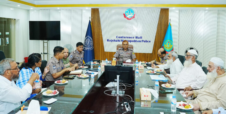 নগরীর আইনশৃংখলা রক্ষায় অবসরপ্রাপ্ত পুলিশ কর্মকর্তাদের সহযোগিতা চাইলেন কমিশনার