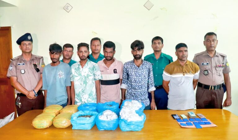 নগরীতে ১৫ কেজি গাঁজা, ২০৫৫ পিস ইয়াবাসহ ৫ জন আটক