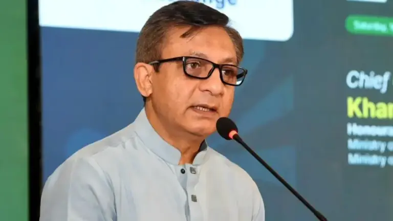 নির্ধারিত দামে চামড়া বিক্রি করতে না পারার কারণ জানালেন বাণিজ্যমন্ত্রী