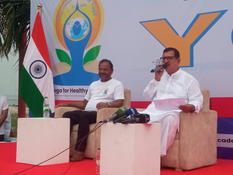 কোনো প্রভুত্ব নয়, সমবন্ধুত্বের মধ্য দিয়েই বাংলাদেশ এগিয়ে যাবে: ভূমিমন্ত্রী মিনু