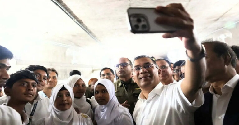 সমৃদ্ধ বাংলাদেশ গড়তে শিক্ষার্থীদের প্রস্তুত হতে হবে: প্রধানমন্ত্রী