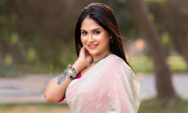 ‘আমাকে রীতিমতো অন্তর্বাস খুলে দেখাতে হয়েছে’, ক্ষুব্ধ অভিনেত্রী