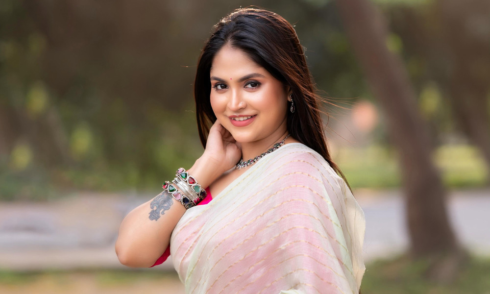 ‘আমাকে রীতিমতো অন্তর্বাস খুলে দেখাতে হয়েছে’, ক্ষুব্ধ অভিনেত্রী