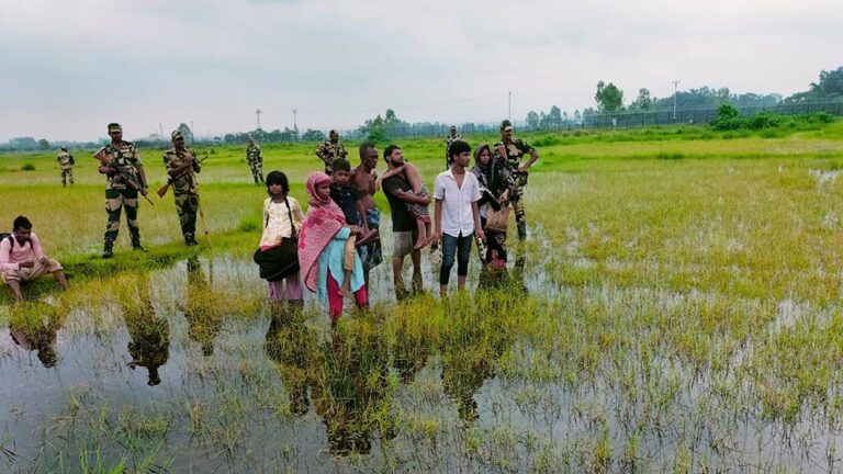 নিউ ইয়র্ক টাইমসের প্রতিবেদন বাংলাদেশে পুশ-ইনের চেষ্টা জোরদার ভারতের, নতুন করে বাড়ছে উত্তেজনা      