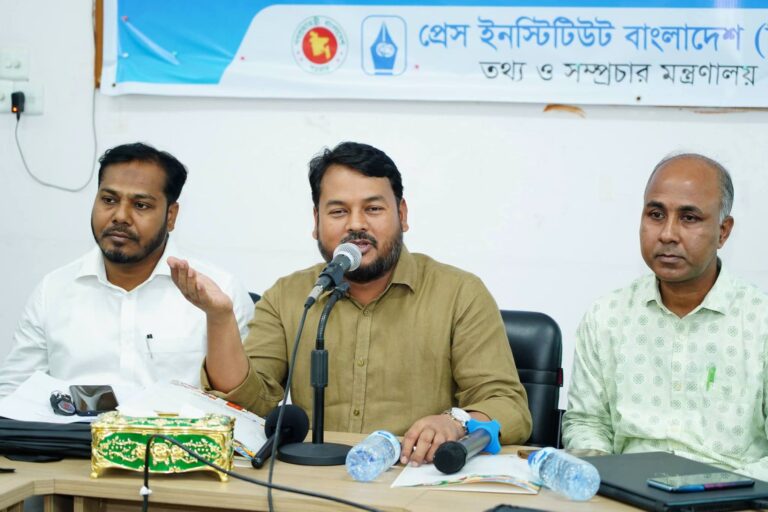 নগরীতে সাংবাদিকদের এআই ও ফ্যাক্ট চেকিং প্রশিক্ষণ শুরু