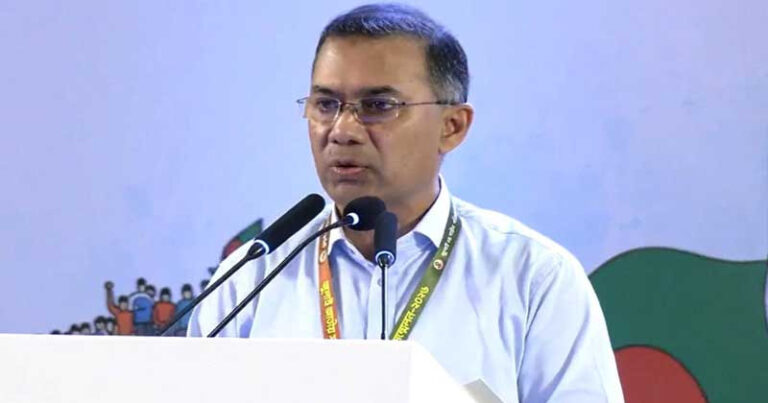 সরকারি অনুষ্ঠানের ব্যানার-বিলবোর্ডে প্রধানমন্ত্রীর ছবি ব্যবহার নিষিদ্ধ