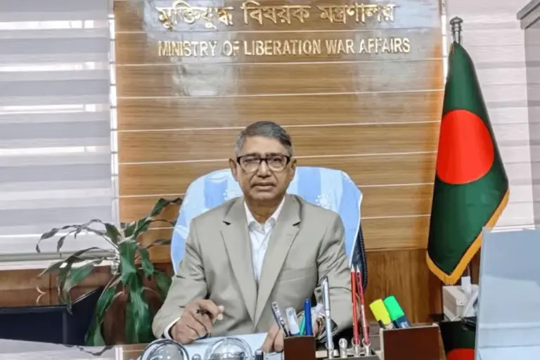 প্রধানমন্ত্রী ১০০ টাকায় লাঞ্চ করেন : মুক্তিযুদ্ধবিষয়ক মন্ত্রী
