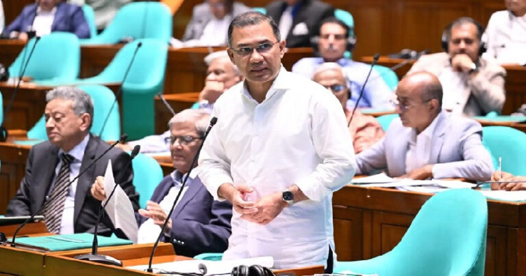 ‘ভুয়া’ মুক্তিযোদ্ধা ছাঁটাই করে প্রকৃত তালিকা প্রণয়নের কাজ চলছে: প্রধানমন্ত্রী