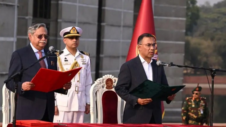 সরকার ও দেশকে অস্থিতিশীল করতে পরিকল্পিত প্রোপাগান্ডা প্রধানমন্ত্রীসহ ঘনিষ্ঠদের টার্গেট করে দেশী-বিদেশী চক্রের ‘পেইড’ অপপ্রচার