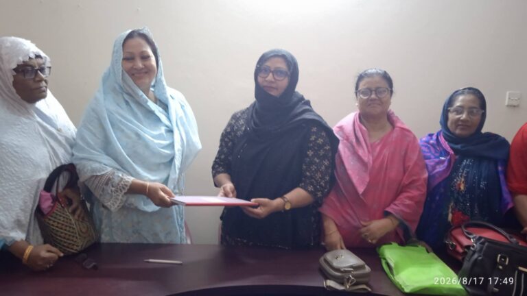 বিভাগীয় মহিলা ক্রীড়া  সংস্থার আহবায়ক কমিটির  হাতে দায়িত্ব হস্তান্তর