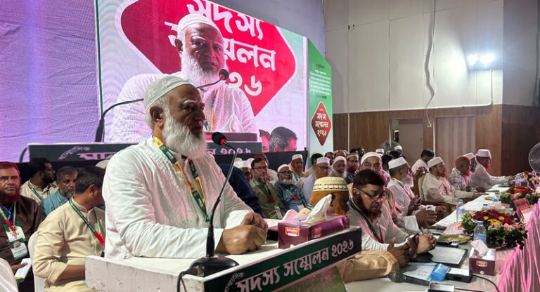 রাজশাহীতে জামায়াতের সদস্য সম্মেলন দেশের মানুষ কারও আধিপত্যবাদ মেনে নেবেনা: ডা. শফিকুর রহমান