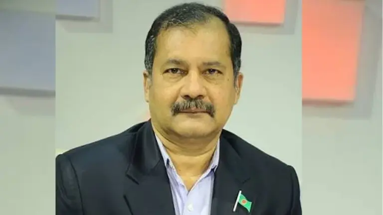 তথ্যমন্ত্রীর পদ ছাড়লেন জহির উদ্দিন স্বপন, হলেন প্রধানমন্ত্রীর রাজনৈতিক উপদেষ্টা