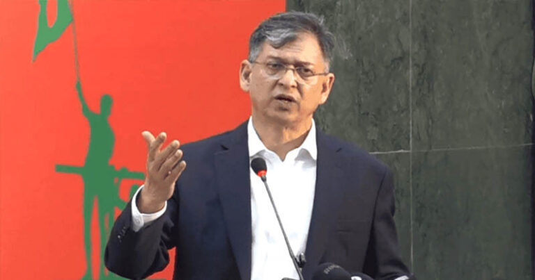 দিল্লিতে বসে হাসিনাকে অস্থিরতা সৃষ্টির সুযোগ দিয়েছে ভারত: স্বরাষ্ট্রমন্ত্রী