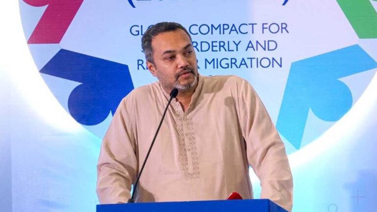 প্রধানমন্ত্রীর উপদেষ্টা সরকার জুলাই সনদ বাস্তবায়ন ও গণহত্যার বিচার নিশ্চিত করবে
