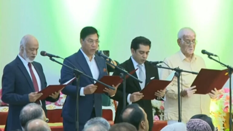শপথ নিলেন নতুন ৪ মন্ত্রী