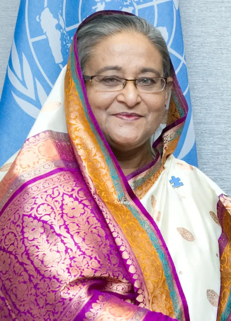 হাসিনাসহ ৩০ পলাতককে আত্মসমর্পণের নির্দেশ