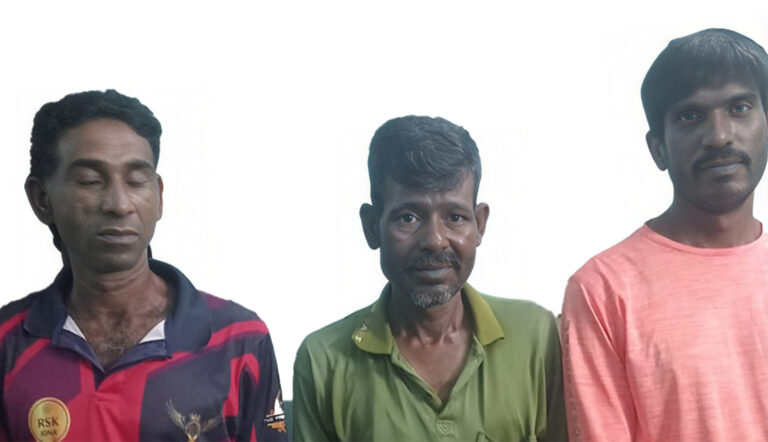 রাজশাহীতে গাঁজা রাখা ও সেবনে ৩ জনের কারাদণ্ড