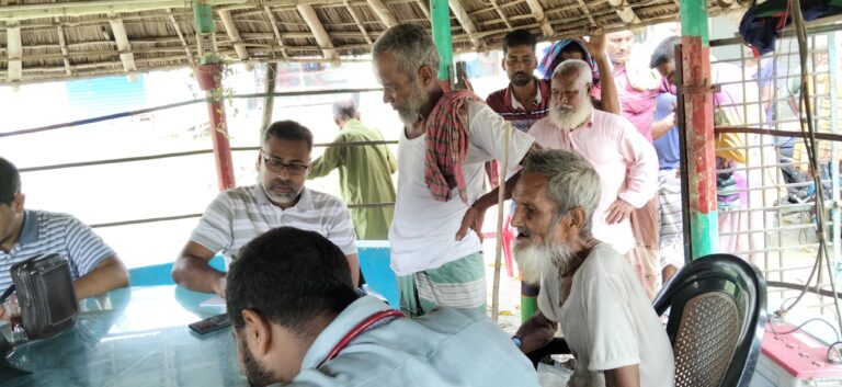 পবার চর মাঝার দিয়ারে ফ্রি মেডিকেল ক্যাম্প