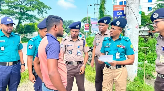 দেশের বিভিন্ন স্থানে বিশেষ চেকপোস্ট আইনশৃঙ্খলা রক্ষায় রাজশাহীতে ১১৯টি চেকপোস্ট