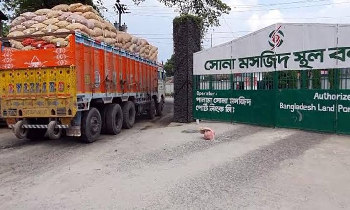ব্যবসা হারাচ্ছে সোনামসজিদ,  রাজস্বও যাচ্ছে অন্য বন্দরে
