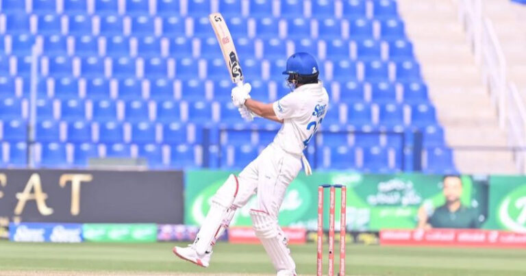 আবুধাবিতে জয় হাতছাড়া হওয়ার শঙ্কায় বাংলাদেশ