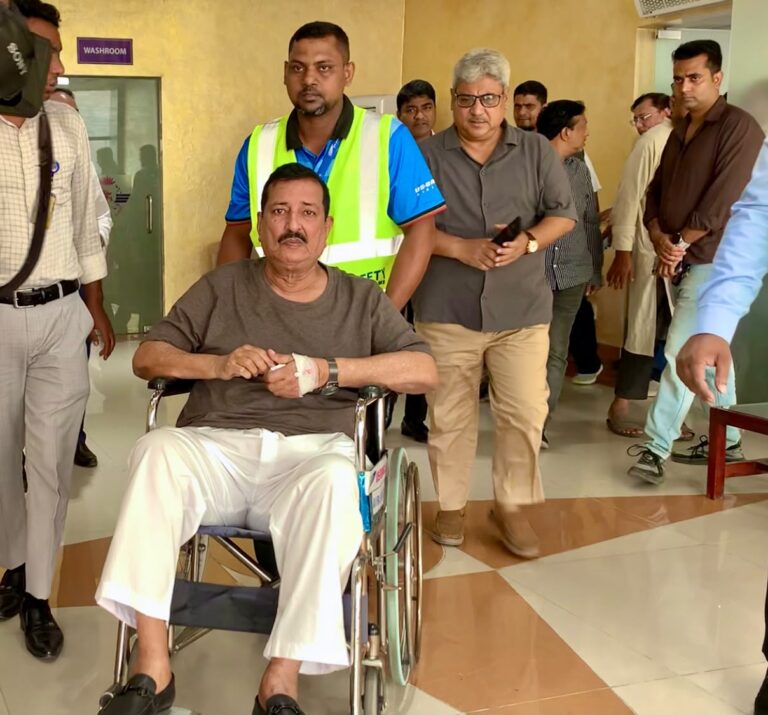 ভূমিমন্ত্রী মিনুকে উন্নত চিকিৎসার জন্য ঢাকার বিএমইউতে স্থানান্তর