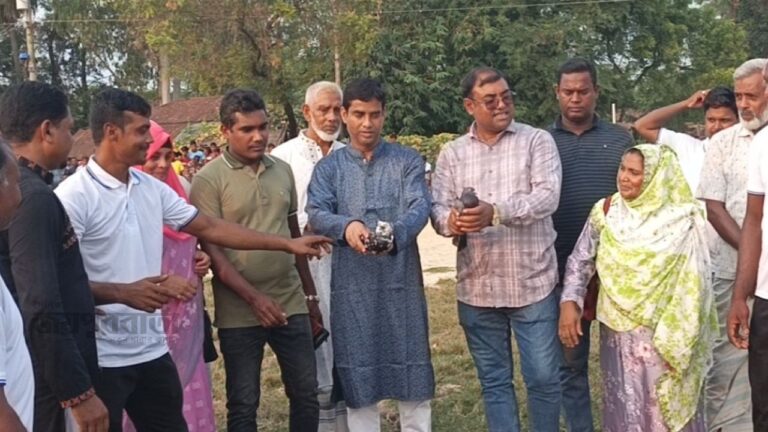 সাপাহারে ফুটবল টুর্নামেন্টে’র উদ্বোধন