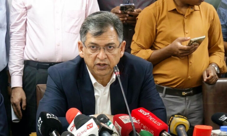 দুর্গাপূজায় ৫ দিন ছুটি, মণ্ডপে ২৪ ঘণ্টা মনিটরিং : স্বরাষ্ট্রমন্ত্রী    